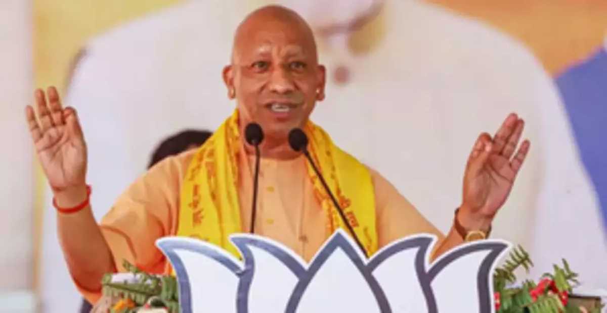 सीएम योगी के मंत्रियों का अखिलेश यादव पर चौतरफा वार, दिया करारा जवाब सीएम योगी के मंत्रियों का अखिलेश यादव पर चौतरफा वार, दिया करारा जवाब